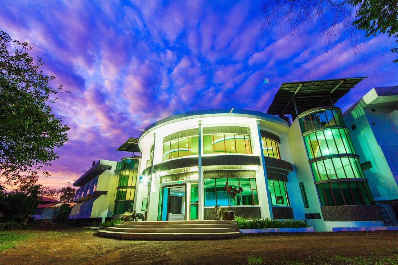 Galapagos Tortuga Bay Hotel Puerto Ayora  Bagian luar foto